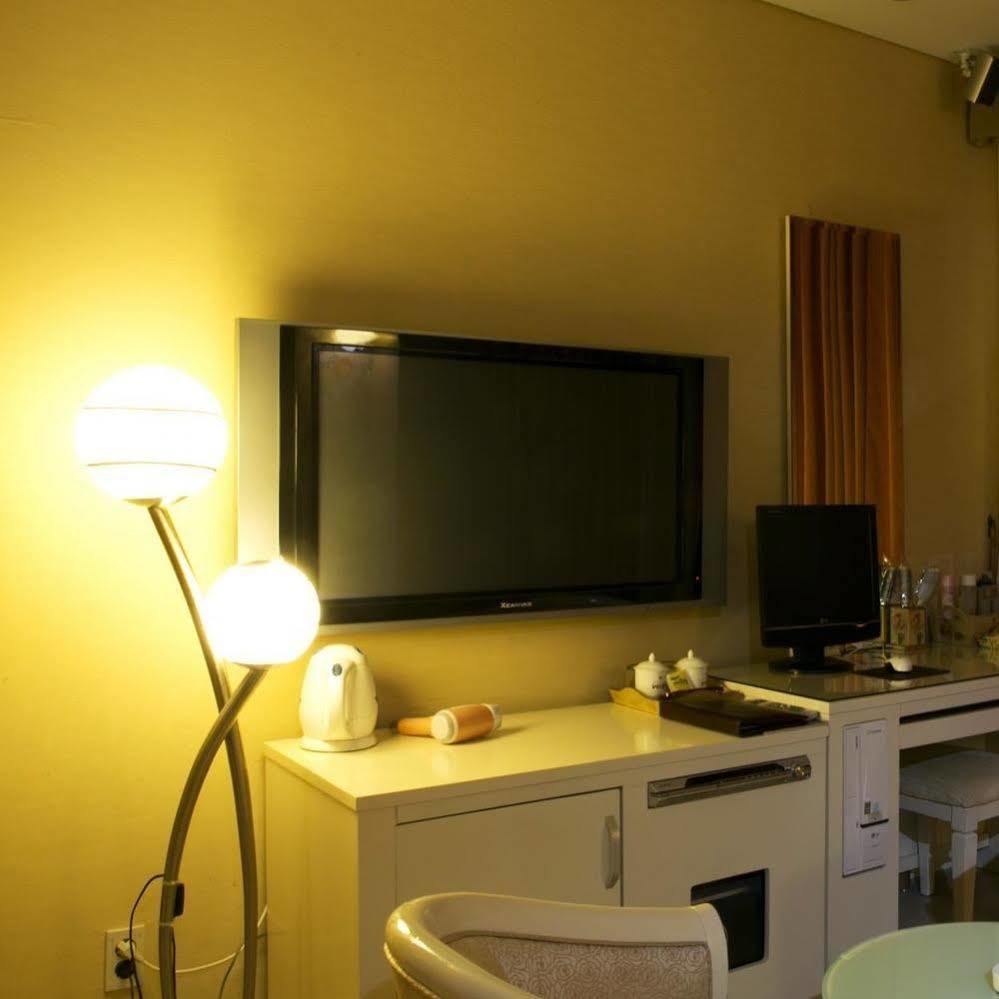 Wiz Hotel Paju Exterior photo